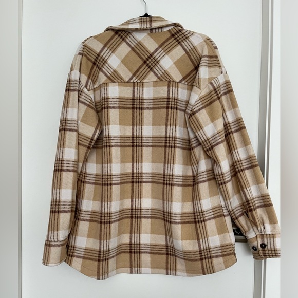 Simons fleece shacket. Size M - Picture 2 of 4